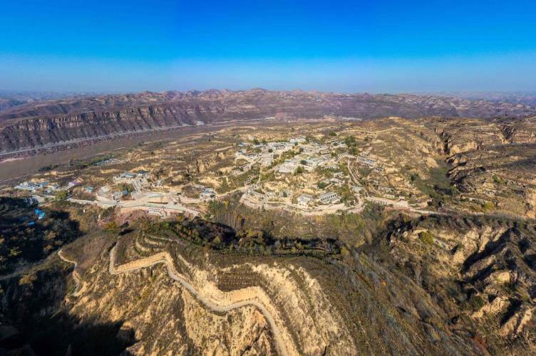 臨縣孫家溝獨具特色的明清建筑群，使李家山村成為中國歷史文化名村。