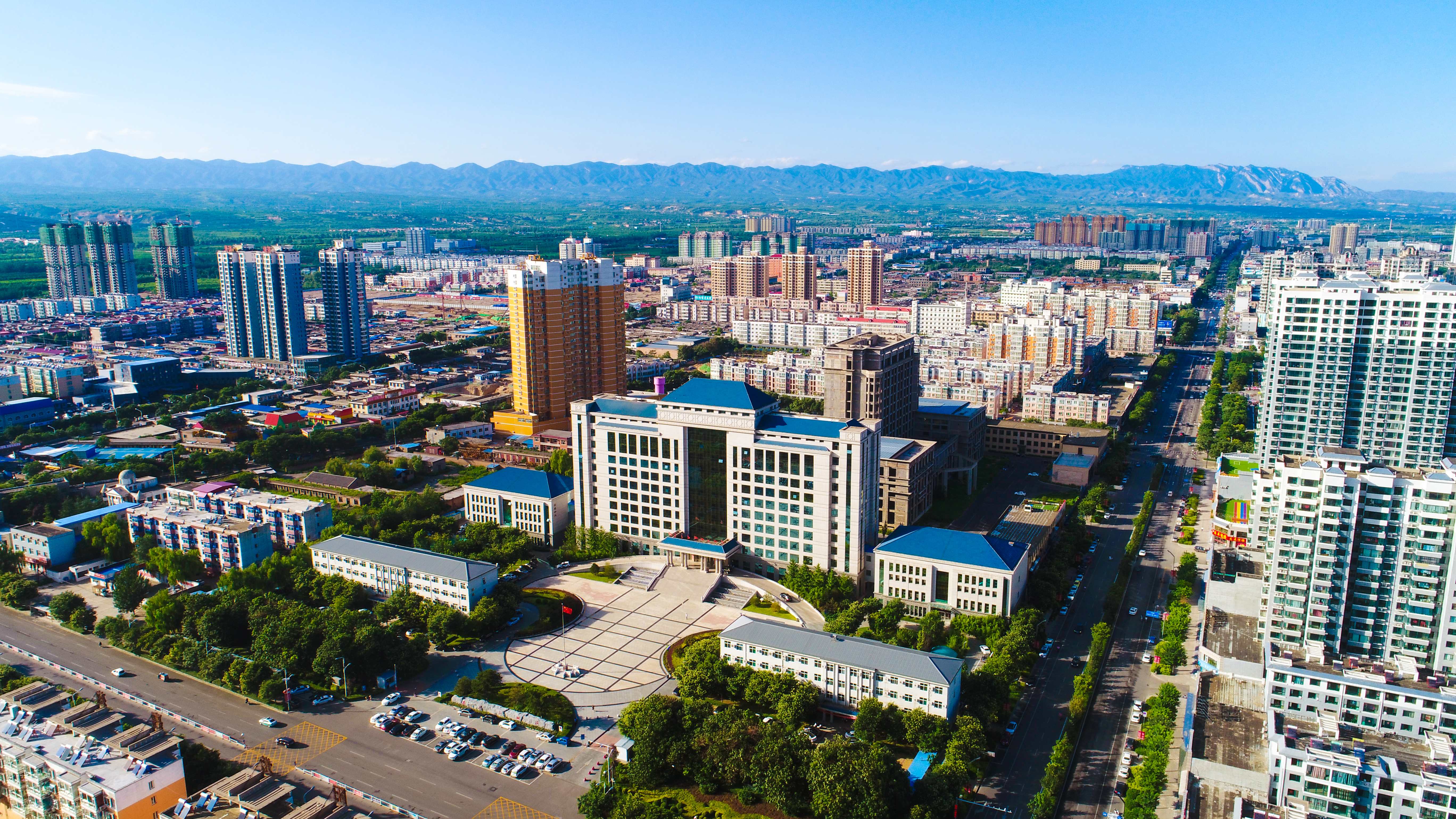 汾陽市區新貌汾陽人民在一件件民生實事中感受著發展的溫度。